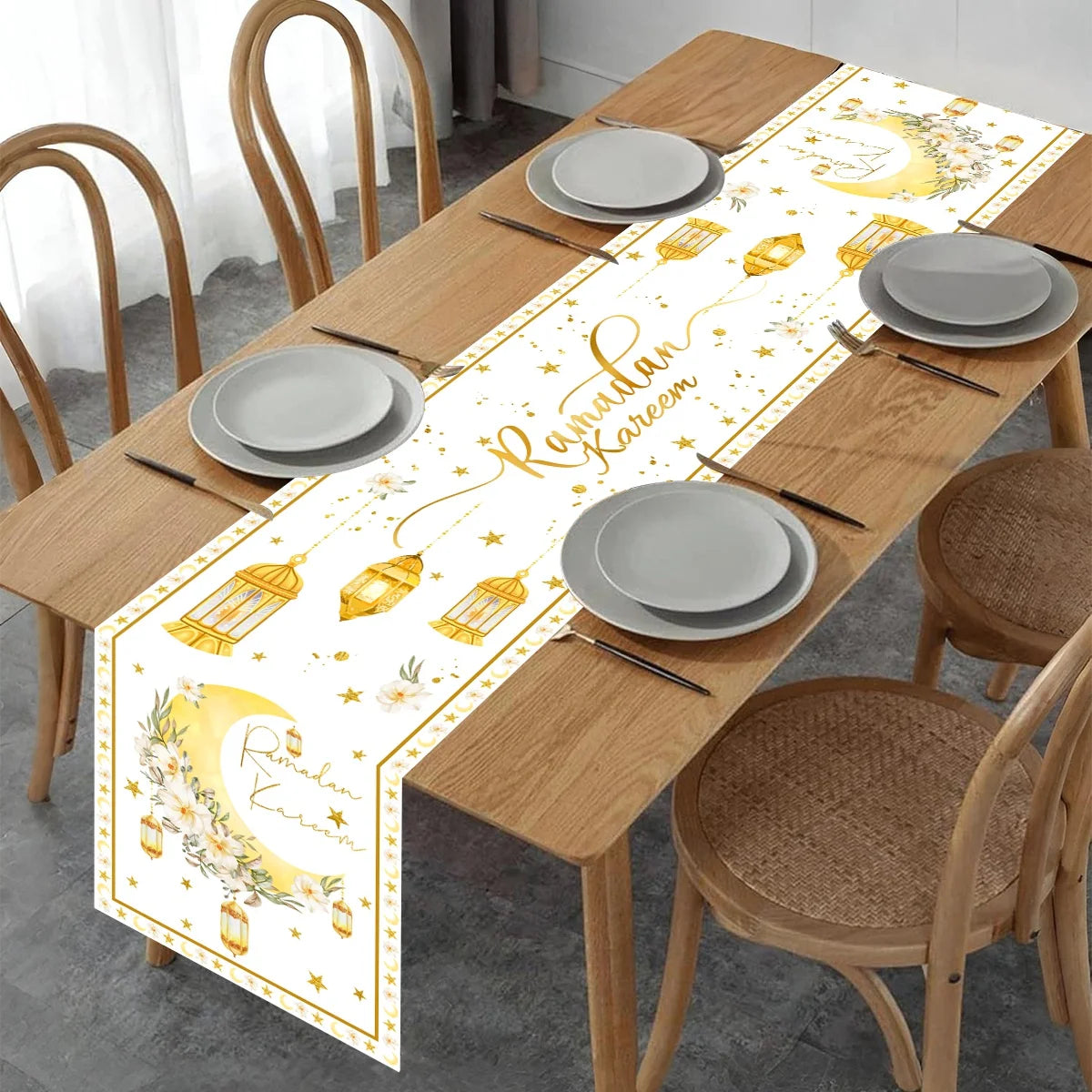مفرش طاولة رمضان كريم